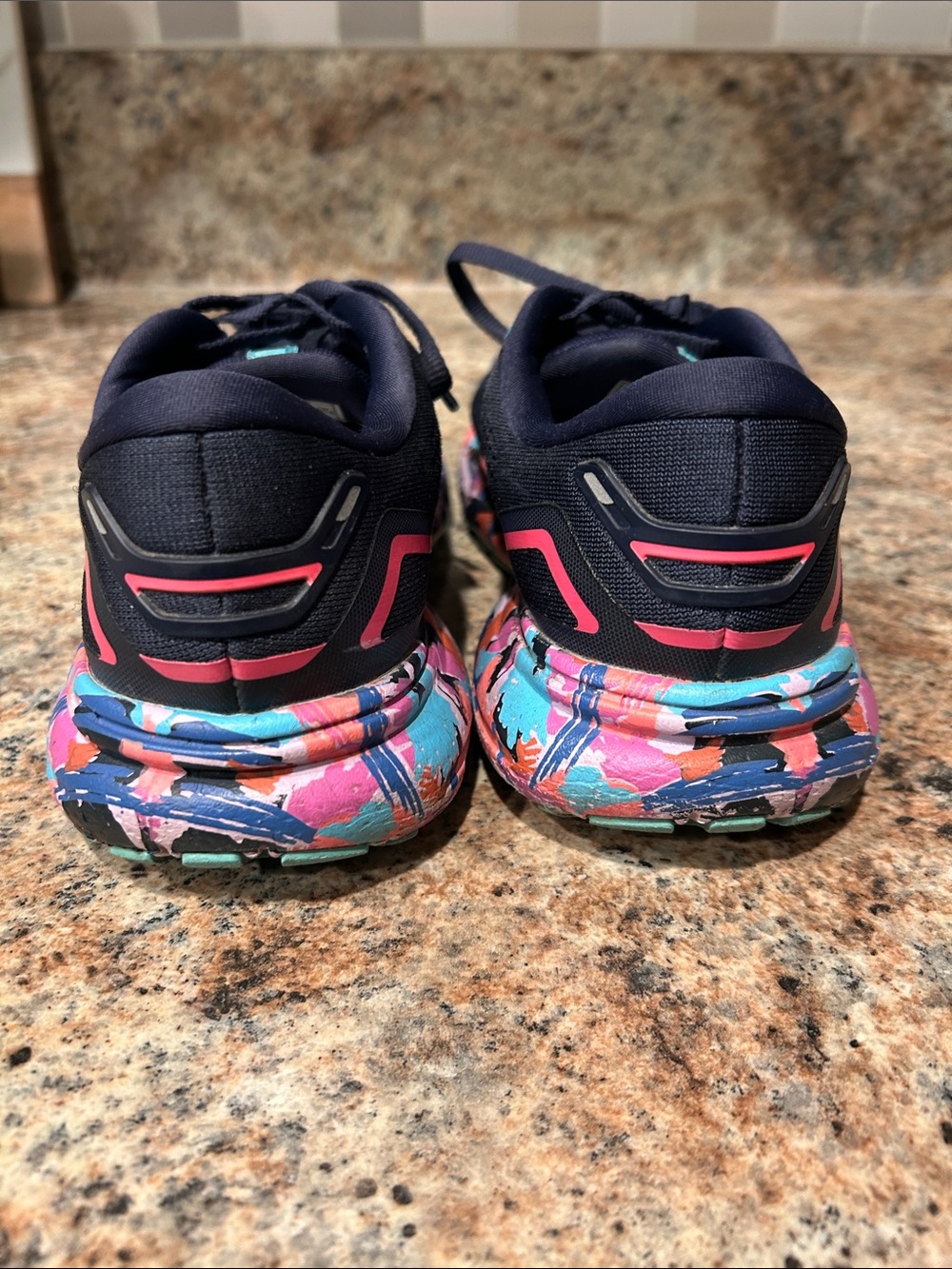 Brooks Ghost 15 Navy Athletic  Shoes Turquoise/Multicolor watercolor sole 6.5 - Picture 3 of 8
